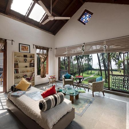 Saffronstays Thalassea, Alibaug - Picturesque Sea-Facing Villa With Colonial Decor آليباغ المظهر الخارجي الصورة