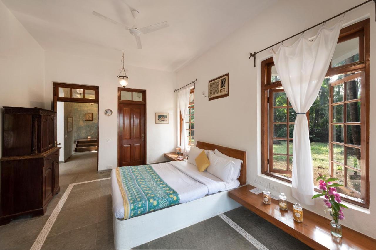 Saffronstays Thalassea, Alibaug - Picturesque Sea-Facing Villa With Colonial Decor آليباغ المظهر الخارجي الصورة