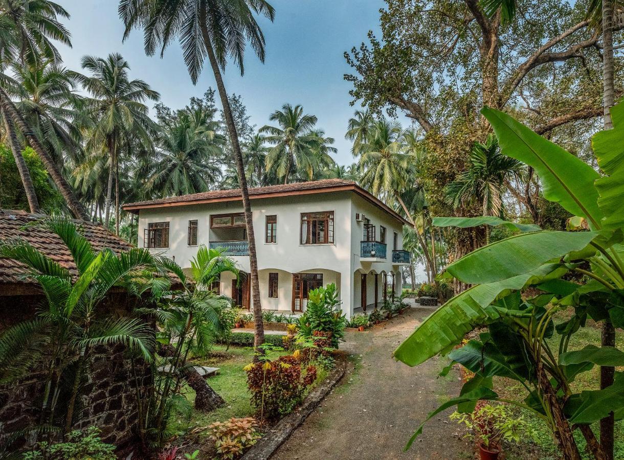 Saffronstays Thalassea, Alibaug - Picturesque Sea-Facing Villa With Colonial Decor آليباغ المظهر الخارجي الصورة